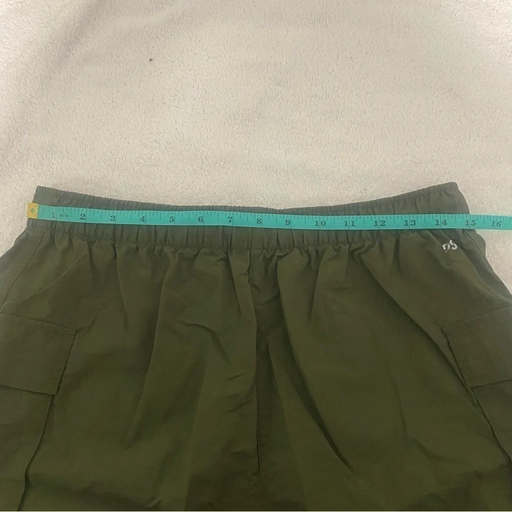 DSG Women’s Olive Shorts with Pockets and Drawstring Size Medium